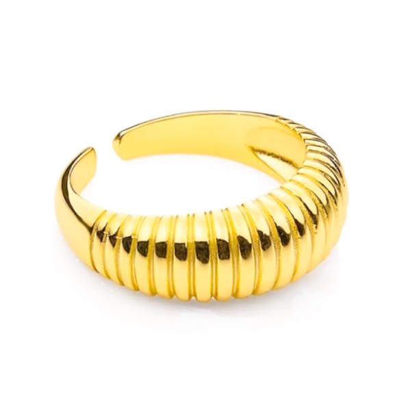 🔵𝟲𝟱%𝗢𝗙𝗙 𝗯𝘂𝗻𝗱𝗹𝗲𝘀 𝟯+🔵 NEW Gold Textured Adjustable Dome Ring - Picture 5 of 13